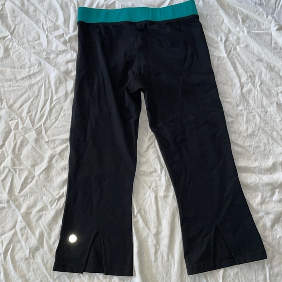 Lululemon capris - Picture 7 of 8